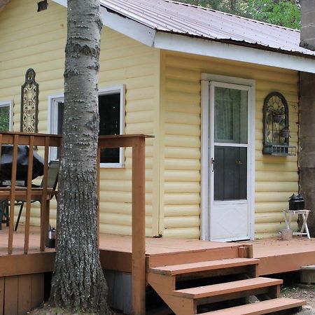 Algonquin'S Edge Resort Madawaska Extérieur photo